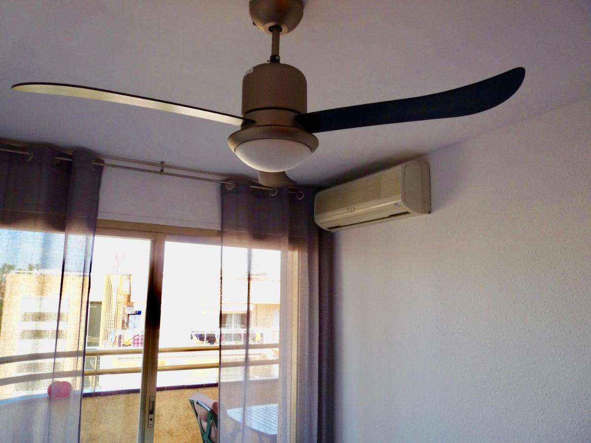 Apartamento Салоу Екстериор снимка