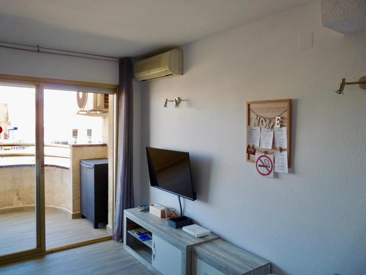 Apartamento Салоу Екстериор снимка