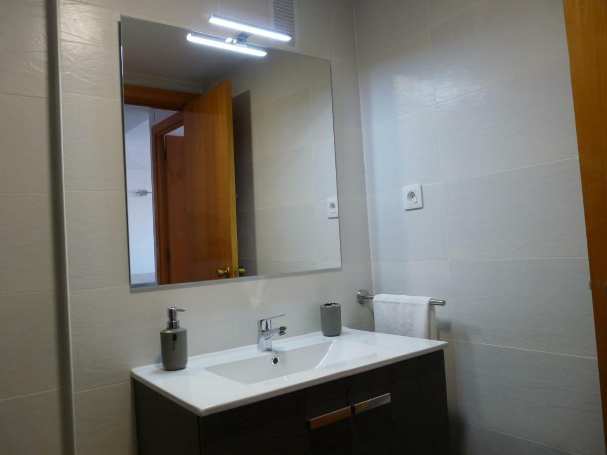 Apartamento Салоу Екстериор снимка