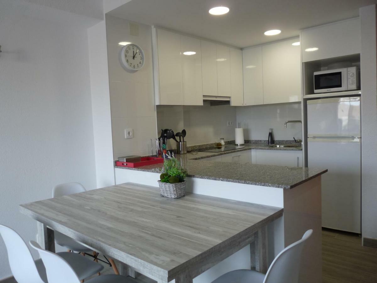 Apartamento Салоу Екстериор снимка