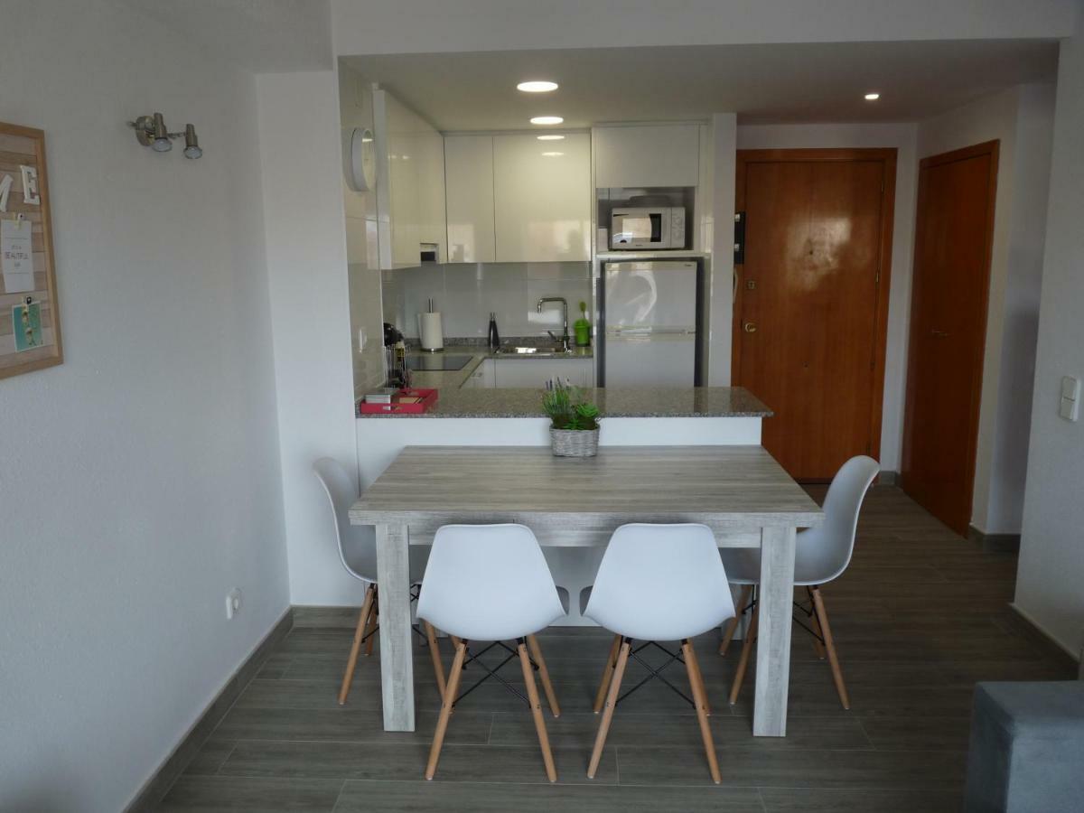 Apartamento Салоу Екстериор снимка