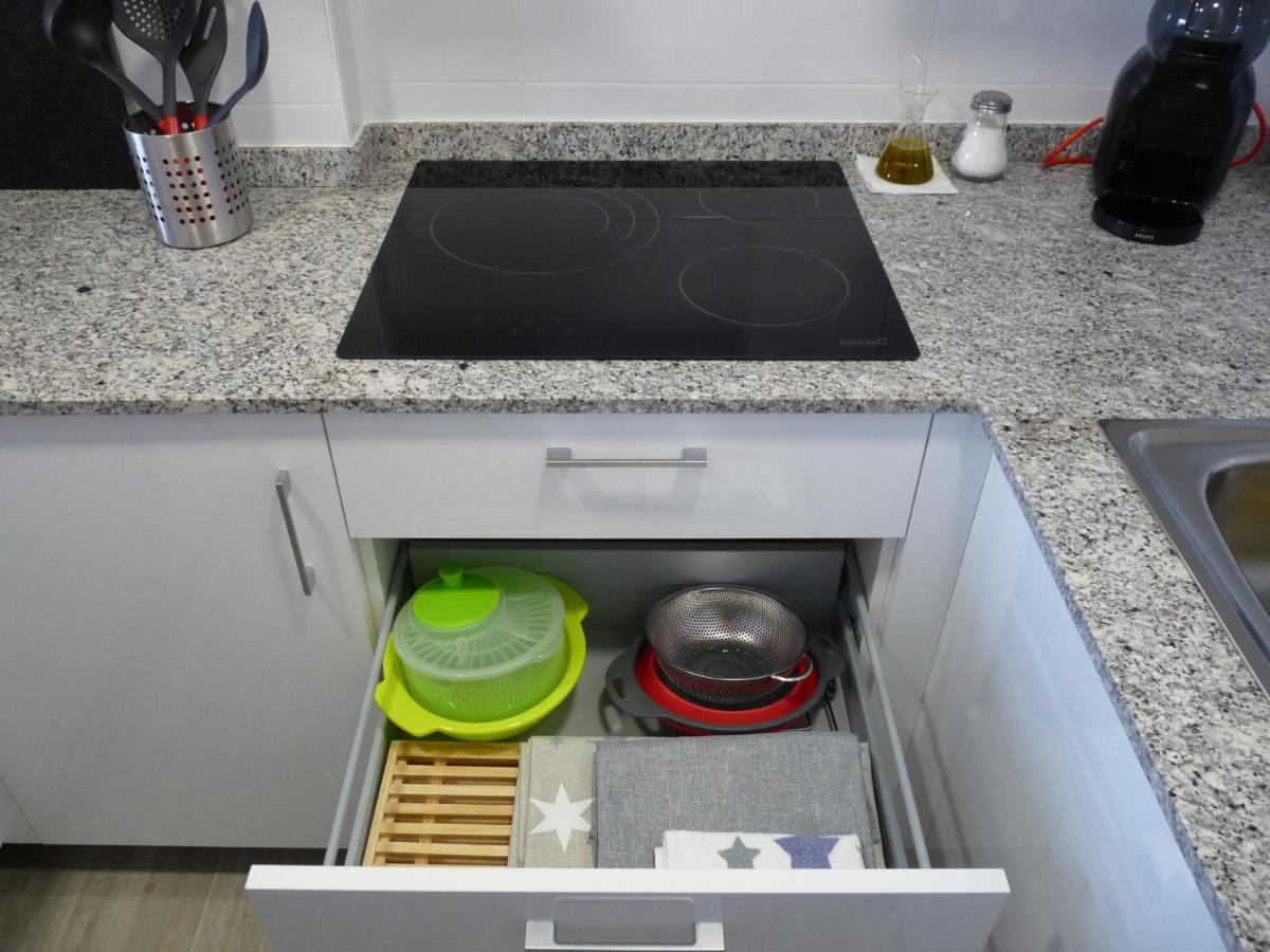 Apartamento Салоу Екстериор снимка